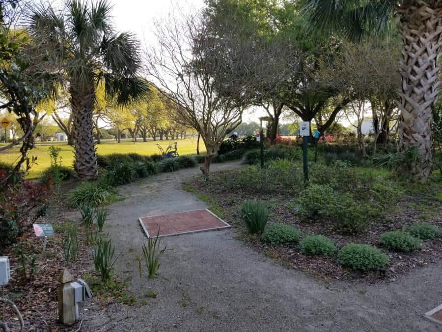 harbor way gardens walkway