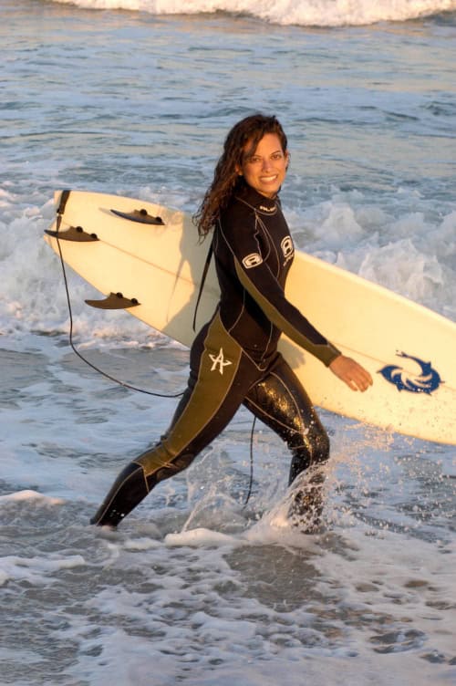 ocean waves surfer